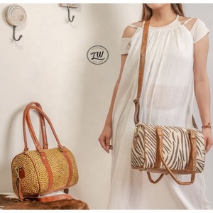 LW กระเป๋าถือ100% หนังแท้สำหรับผู้หญิง, กระเป๋าสะพายไหล่พิมพ์ลายม้าลายแฟชั่นใหม่สำหรับฤดูหนาว - Product Image 5