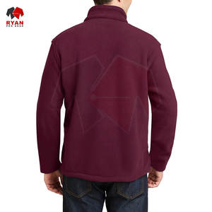 Veste en polaire tendance pour hommes avec un style moderne, un matériau chaud et une finition de surface de qualité supérieure - Product Image 3