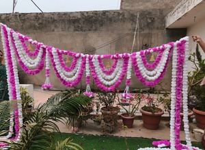 Toran de puerta de caléndula hecho a mano con borlas de rosa de tubo y campanas boda india Diwali Mandap Festival hogar y decoración de pared tamaño personalizado - Product Image 2