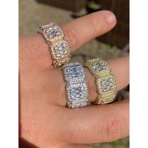 Bague Moissanite à la mode avec plusieurs tons de métal Design élégant en or massif - Product Image 3