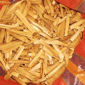 Vente en gros en vrac Bâtonnets de palo santo péruviens 100% naturels, bavures de nettoyage du bois aromatiques Nag Champa d'origine éthique et durable - Product Image 2
