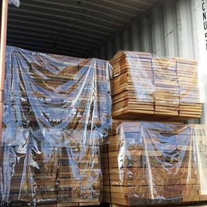 El mejor precio de Vietnam y madera de teca natural de alta calidad/madera de teca pura de Birmania (aserrada) para el mercado europeo - Product Image 4