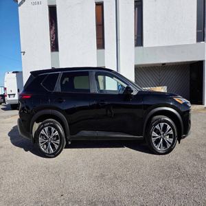 Nissan Rogue SV 2023 USADO EN EXCELENTES CONDICIONES - Product Image 2