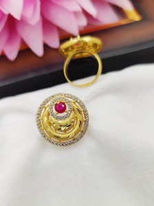 แหวนแฟชั่นชุบทองหรูหราสำหรับผู้หญิงและเด็กผู้หญิงสวมใส่ได้ทุกวัน - Product Image 2