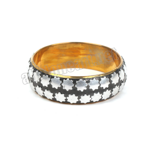 Bracelets de mariée perle et Kundan Bracelets Kalamkari peints à la main Bracelets artisanaux indiens à vendre - Product Image 5