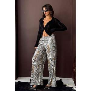 Pantalons et jupes pour femmes Topshow, imprimé léopard tendance, coupe large, pour tenue décontractée et de soirée - Vente en gros - Product Image 5