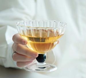 Copa de vino de cristal de moda que aumenta la confianza al servir a los invitados, el atractivo atemporal de una copa de vino nunca pasa de moda - Product Image 4