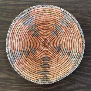 Natural <b>Round</b> Woven Rattan Placemats Charger Plates Bohemian Design <b>for</b> <b>Dining</b> <b>Table</b> <b>for</b> Parties <b>round</b> - Product Image 6