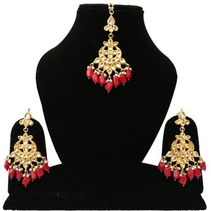 Parure ethnique pour femme : Boucles d'oreilles pendantes style chandelier et coiffe, ornée de perles, base en alliage plaqué or, cristaux et strass - Product Image 1