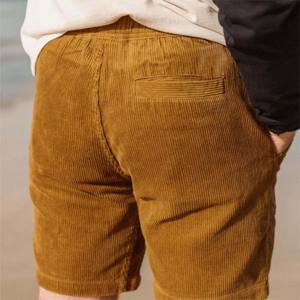 Short confortable pour homme avec cordon et poches Élégant et pratique Parfait pour une tenue décontractée et athlétique - Product Image 3