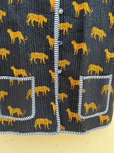 Handmade Quilted Cotton Eco-Friendly Breathable Anti-Wrinkle Reversible <b>Sleeveless</b> Vest <b>Coat</b> Block Tiger Print for Womens Jacket - Product Image 4