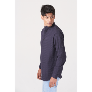 Chemise violette à boutons mandarin pour homme - Product Image 4