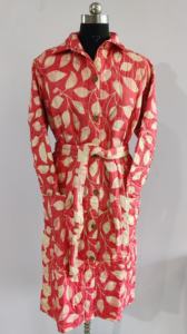 Magnifique veste longue pour femme en coton bohème matelassé à fleurs réversible, écologique, d'hiver, finition brute, respirante, boutonnée - Product Image 6