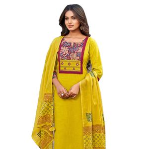 ผ้าฝ้ายแคตตาล็อกเกอร์ใหม่พิมพ์ด้วยมือทํางานพร้อมชุดดูปัตตากูร์ติสําหรับการขายออนไลน์ - Product Image 2