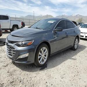 SALVAGE CHEVROLET MALIBU LT 2020 - Product Image 1