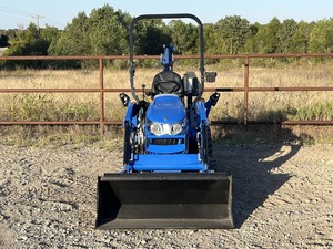 Ofrecemos maquinaria agrícola de alta eficiencia, nueva y usada, tractor Holland WORKMASTER 25S de 24hp, equipo agrícola listo para enviar. - Product Image 4