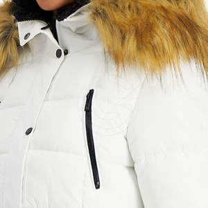 Parkas pour femmes à la mode doudoune fabriquée avec le meilleur matériau Parkas pour femmes doudoune à vendre - Product Image 4