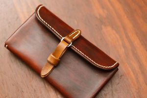 Portefeuille élégant en cuir pour homme fabriqué en cuir lisse offrant une apparence professionnelle et une durabilité - Product Image 3