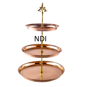 Support de fête à trois niveaux en cuivre plaqué, design exclusif, pour mariages et anniversaires, utilisation multifonctionnelle - Product Image 1