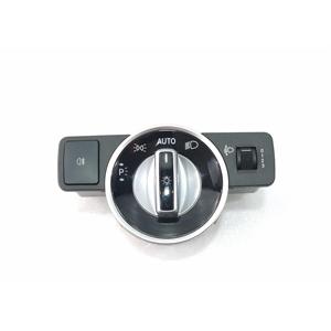 สวิตช์ควบคุมไฟเมอร์เซเดส ซี-คลาส เอส. วากอน W204 A2049053103 (07>) - Product Image 1