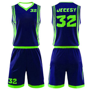 Ensemble d'uniformes de basket-ball personnalisés de haute qualité pour hommes vêtements de sport en polyester respirant certifié BSCI prix de gros pour enfants garçons - Product Image 4