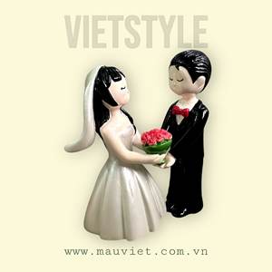 Polyresin Statue for <b>Home</b> <b>Decoration</b> <b>Gift</b> Bride and Groom Wedding Resin Statue Romantic Lovely <b>Decorations</b> for Lovers - Product Image 4