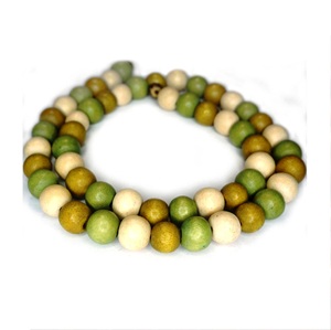 Perles en bois blanc naturel Perles en bois colorées personnalisées et rentables en forme et taille Livraison rapide depuis l'Inde - Product Image 1