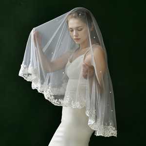 หวีติดผม Bridella M37-I สวมใส่สบายและมั่นคง ทำจากลูกไม้สีขาวและตาข่าย ประดับด้วยพลาสติก เหมาะสำหรับงานแต่งงาน งานพรอม และงานพิธีการต่างๆ - Product Image 2