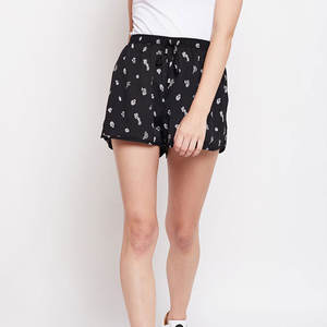 Shorts d'entraînement légers de haute qualité pour femmes Nouveaux shorts imprimés avec logo personnalisé pour femmes de grande taille - Product Image 1