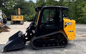 Chargeuse compacte sur chenilles JCB 215T à vendre - Product Image 6
