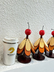 Salvamanteles Navideño de Madera de Nogal, 3 Capas, Hecho a Mano, Ecológico, Resistente al Calor, Tamaño 25 cm - Product Image 6