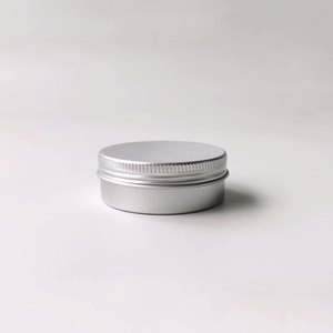 Vente en gros de boîtes en aluminium de 25 ml 48*18 mm pour le <span class=keywords><strong>nail</strong></span> <span class=keywords><strong>art</strong></span>, les bougies, les parfums - Product Image 1