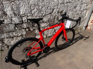 Hybride 2025-2026 Roadmachine 01 AMP TWO Vélo de route électrique 2025: 250W Moteur 30 km/h Vitesse maximale et expédition dans le monde entier - Product Image 4