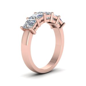 Bague de fiançailles en diamant de laboratoire à 5 pierres, taille princesse, sertie à griffes, design élégant - Product Image 5
