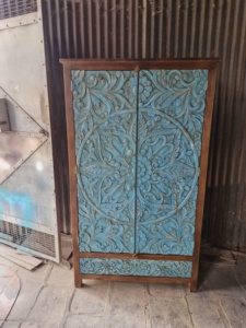 Almirah en bois de qualité supérieure pour chambre à coucher avec cadre solide plusieurs compartiments et finition lisse idéal pour les intérieurs de maison modernes - Product Image 4