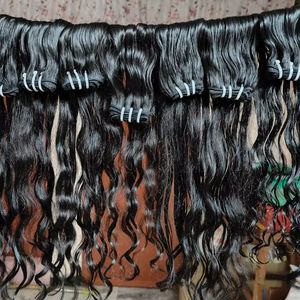 100% Cutícula sin procesar alaigned Indio Extensión Remy pelos humanos. Máquina doble trama pelos indios. pelos de un donante - Product Image 6