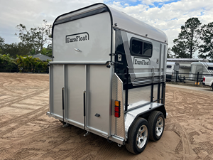 Remolque equino de aluminio Icon 2 Horse Straight Load, 2950 kg, 2HSL-S RN, tamaños de 5 pies/14 pies/16 pies/20 pies - Product Image 4