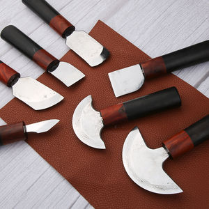 Curved <b>Blade</b> Leather <b>Knife</b> for Professional <b>Craft</b> Cutting Leather Working <b>Knife</b> Ergonomic Design Durable <b>Blade</b> - Product Image 3