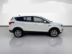 Ford Escape S-E A-W-D 2019 - Product Image 3