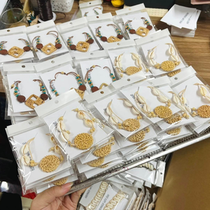 ต่างหูทำจากไม้หวายธรรมชาติของตกแต่งงานแต่งงานสไตล์ศิลปะพื้นบ้านคลาสสิกและเป็นของขวัญผลิตจากเวียดนาม - Product Image 4