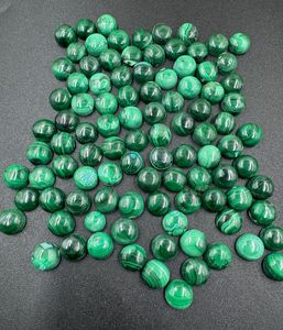 Haute qualité 10mm-20mm vert Malachite Cabochon lisse naturel vert pierres précieuses fabrication de bijoux fournitures gemmes en vrac en gros - Product Image 2