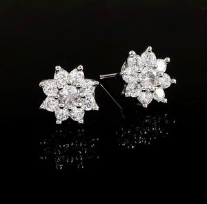 เครื่องประดับไฟ14K 18K สีเหลืองทอง925เงินสเตอริ่งต่างหูเม็ดเดี่ยวเพชรโมอิส Vvs1าไนต์ต่างหูพวงดอกไม้ - Product Image 4