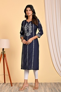 ชุดเสื้อผ้าสตรีแบบดั้งเดิมของอินเดีย ชัลวาร์ กามีซ คุร์ตี ปี 2025 ผลิตภัณฑ์ผ้าฝ้ายใหม่ ขายส่ง ชุดเรยอน คุร์ตี สวมใส่สบาย - Product Image 2