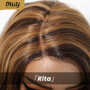 Peluca Sintética Elsie-DWY C Part, Color Marrón Claro, con Frente de Encaje, Sin Pegamento, Larga, Color Marrón Jengibre con Reflejos Dorados - Product Image 6