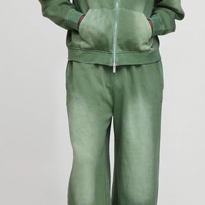 ชุดวอร์มพร้อมแจ็คเก็ตซิป กระเป๋าหน้า ดีไซน์สีพื้น ทนทาน ชุดวอร์มวิ่งสำหรับผู้ชายที่ดีที่สุด ปี 2026 ชุดกีฬาผู้ชายทันสมัยล่าสุด - Product Image 3