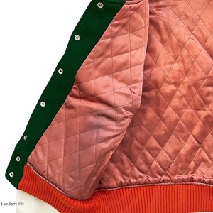 Chaqueta Universitaria de Béisbol Personalizada para Hombre OEM, Nuevo Diseño, Bordado Chenille, Cuello Alto, Cortavientos, Transpirable, con Capucha - Product Image 6