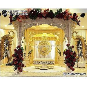 Decoración Mandap única para boda india Tampa South Tradition boda Maharani Mandap decoración diseñador Look Round Mandap - Product Image 1