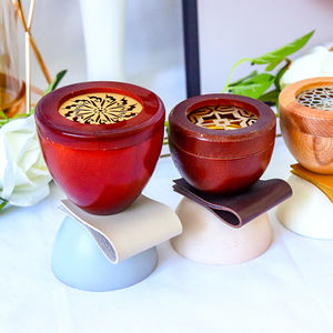 Brûleur d'encens arabe traditionnel avec manche en cuir Kefaf Mubkhar en bois pour une utilisation en intérieur Ramadan et cadeau de l'Aïd - Product Image 4