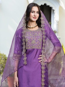 Traditional and Modern Hand Embroidered <b>Kurta</b> and Trousers Set for <b>Women</b> Available At Reasonable Price - Product Image 2