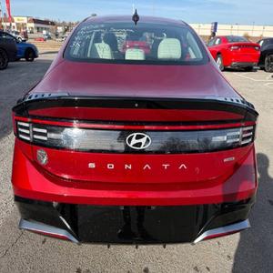 EXCELLENT ÉTAT 2025-Hyundai Sonata SEL - Product Image 3